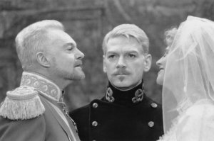 MV5BMTgwMDgyNDY5MF5BMl5BanBnXkFtZTcwNDE5NjgwMw@@._V1_SX640_SY720_