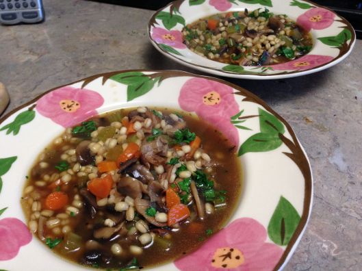 mushroom barley soup