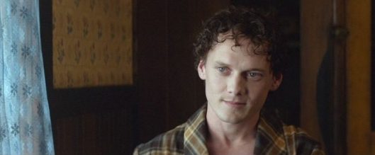 vlcsnap-2016-04-27-19h02m50s226